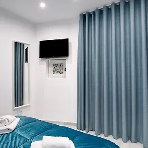 Ampolla House Napoli